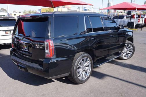 Carbon Black Metallic 2020 GMC Yukon SLT