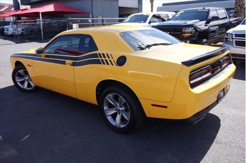 2017 Dodge Challenger SXT