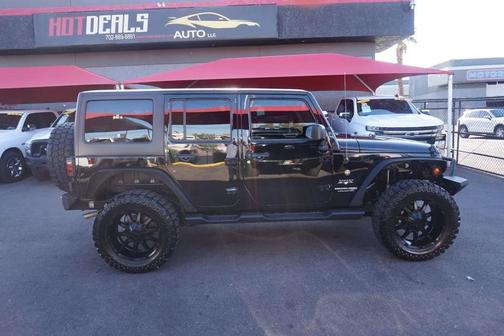 Black Clearcoat 2018 Jeep Wrangler JK Unlimited Sahara