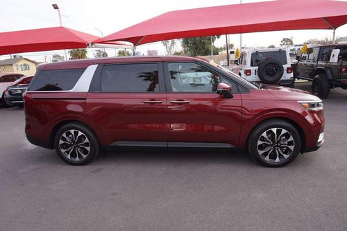 2022 Kia Carnival EX