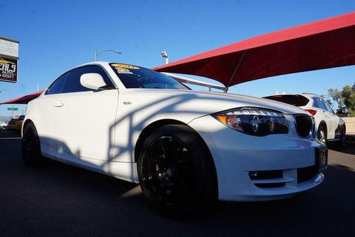 2011 BMW 128 PREMIUM PKG, PREMIUM WHEELS, HEATED SEATS, MOON ROOF