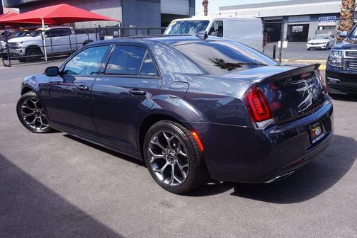Maximum Steel Metallic Clearcoat 2018 Chrysler 300 S