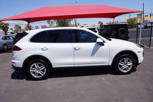 2016 Porsche Cayenne Cayenne