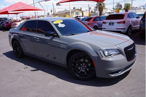 2019 Chrysler 300 Touring