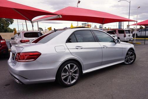 2016 Mercedes-Benz E-Class LOW MILES, SPORT PKG, PREMIUM PKG, PANORAMIC ROOF, BACKUP CAMERA