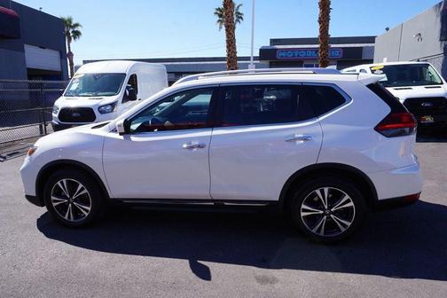 2017 Nissan Rogue SL