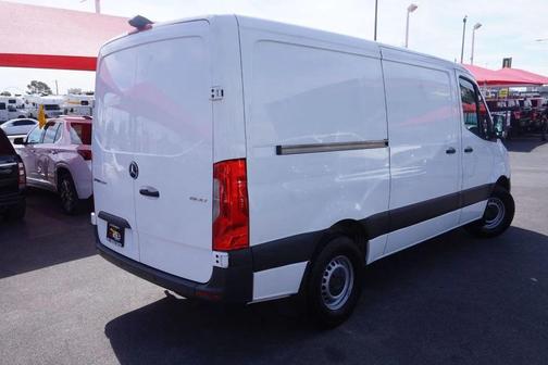 Arctic White 2022 Mercedes-Benz Sprinter 1500 Standard Roof I4