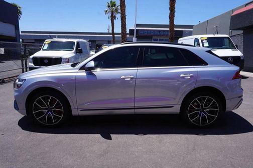 Florett Silver Metallic 2019 Audi Q8 3.0T Premium Plus