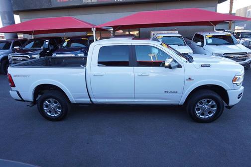 Bright White Clearcoat 2019 RAM 3500 Laramie Crew Cab 4x4 6'4' Box