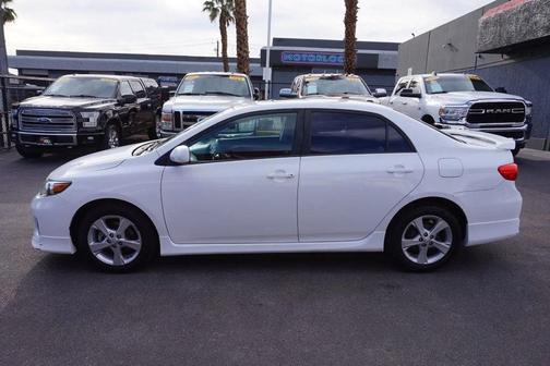 2011 Toyota Corolla LE