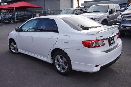 2011 Toyota Corolla LE