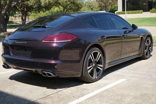 2013 Porsche Panamera GTS