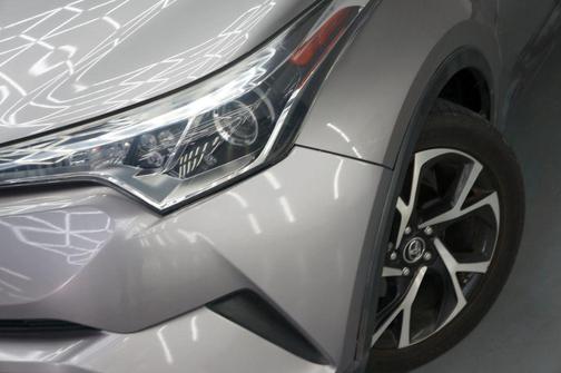2018 Toyota C-HR XLE Premium