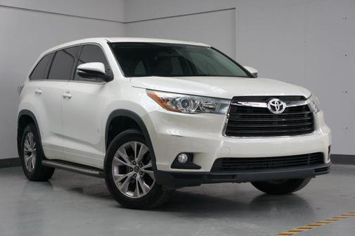 2016 Toyota Highlander LE Plus