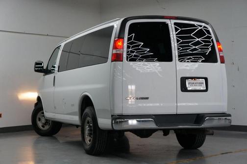 2020 Chevrolet Express 2500 RWD 2500 Regular Wheelbase LT