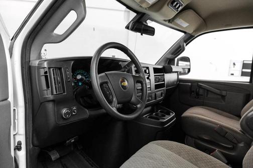 2020 Chevrolet Express 2500 RWD 2500 Regular Wheelbase LT