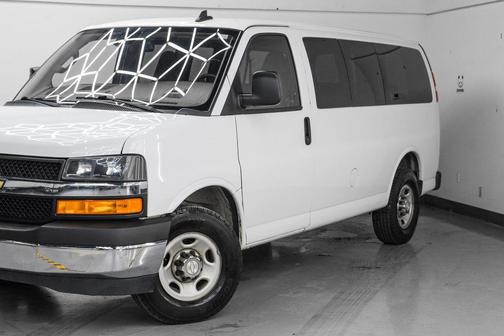 2020 Chevrolet Express 2500 RWD 2500 Regular Wheelbase LT
