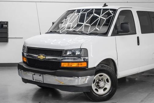 2020 Chevrolet Express 2500 RWD 2500 Regular Wheelbase LT