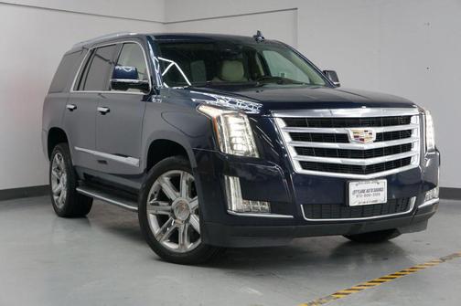 2017 Cadillac Escalade Luxury