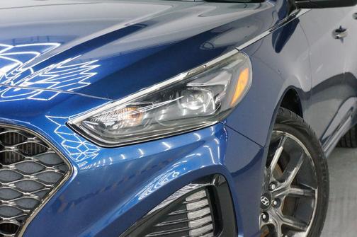 2019 Hyundai SONATA Limited 2.0T