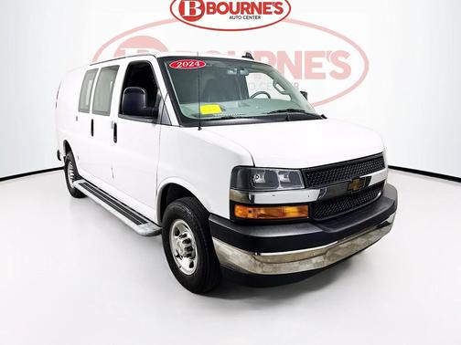 2024 Chevrolet Express 2500 RWD 2500 Regular Wheelbase WT