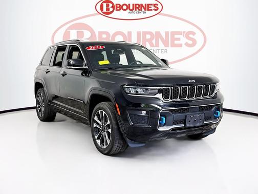 Diamond Black Crystal Pearlcoat 2023 Jeep Grand Cherokee 4xe Overland