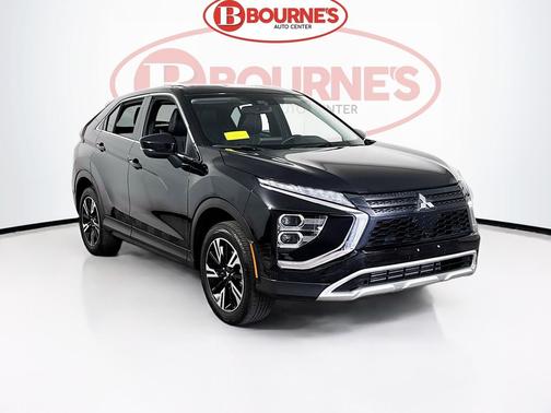 Labrador Black Pearl 2025 Mitsubishi Eclipse Cross SE