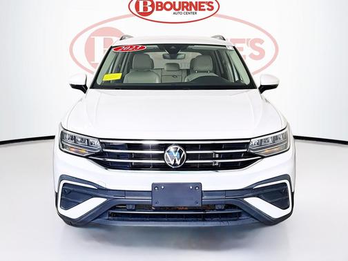Pure White 2023 Volkswagen Tiguan 2.0T SE 4MOTION