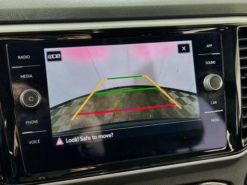 2022 Volkswagen Atlas 2.0T SE w/Technology 4MOTION