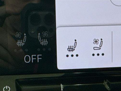 2025 Volkswagen Atlas Cross Sport 2.0T SE w/Technology 4MOTION