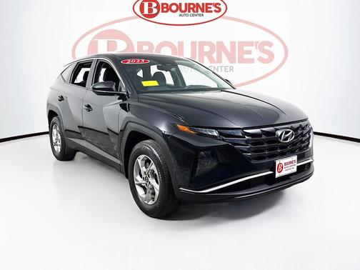 2023 Hyundai TUCSON SE