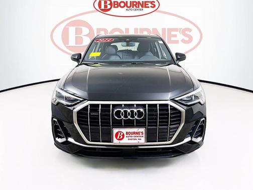 2024 Audi Q3 Premium 45 TFSI S line quattro Tiptronic