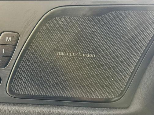 Onyx Black Metallic 2022 Volvo XC60 B5 Inscription