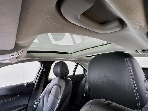 2017 Mercedes-Benz C-Class Premium 1 4MATIC w/Navigation,Leather,Pano Sunroof