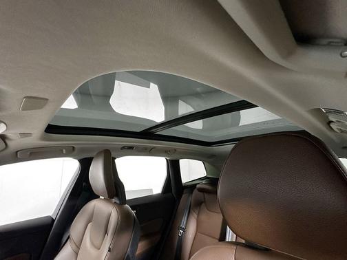 2018 Volvo XC60 T5 Inscription