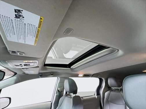 2021 Toyota Sienna XLE 8 Passenger