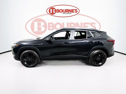 Mosaic Black Metallic 2024 Chevrolet Trax FWD ACTIV