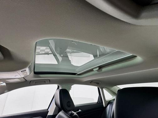 2022 Volkswagen Jetta 1.5T SE