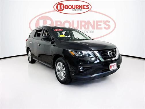 2019 Nissan Pathfinder SL