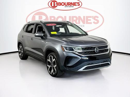 Platinum Gray Metallic 2023 Volkswagen Taos 1.5T SEL