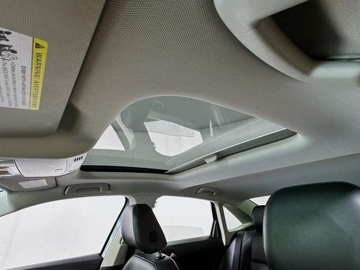 Platinum Gray Metallic 2019 Volkswagen Jetta 1.4T SE