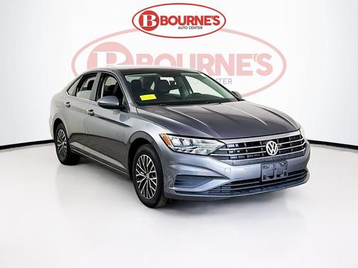 Platinum Gray Metallic 2019 Volkswagen Jetta 1.4T SE