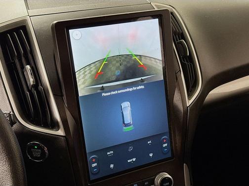 2021 Ford Edge SE