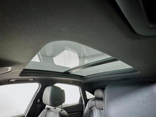 2022 Audi Q5 45 S line Premium Plus