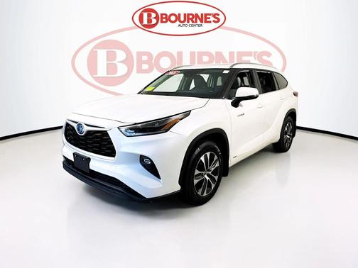 2021 Toyota Highlander Hybrid XLE
