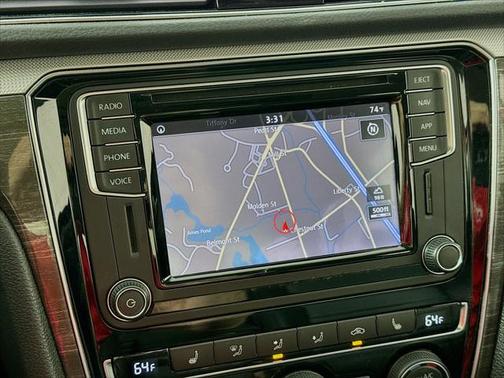 2018 Volkswagen Passat 2.0T SE