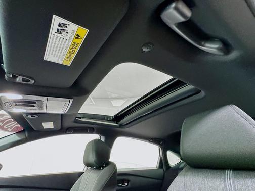 Platinum White Pearl 2023 Honda Accord Hybrid Sport