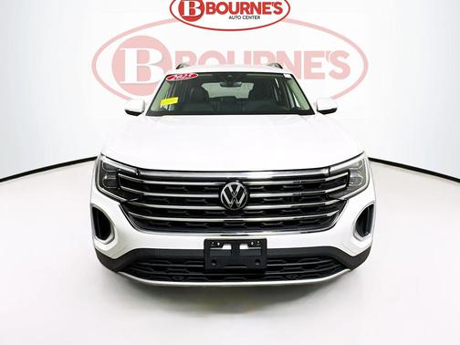 2025 Volkswagen Atlas 2.0T SE w/Technology 4MOTION