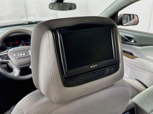 Iridium Gray Metallic 2017 GMC Acadia SLE-2
