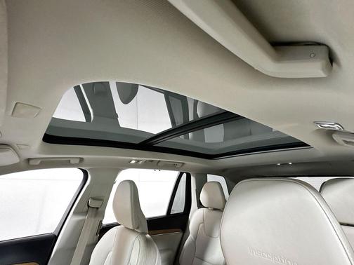 2019 Volvo XC90 T6 Inscription